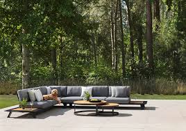 Stijlvol genieten in de tuin met een aluminium loungeset