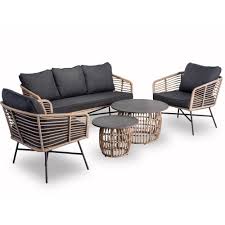 Stijlvolle Lounge Stoelen voor Buiten: Ontdek Onze Outlet Deals!