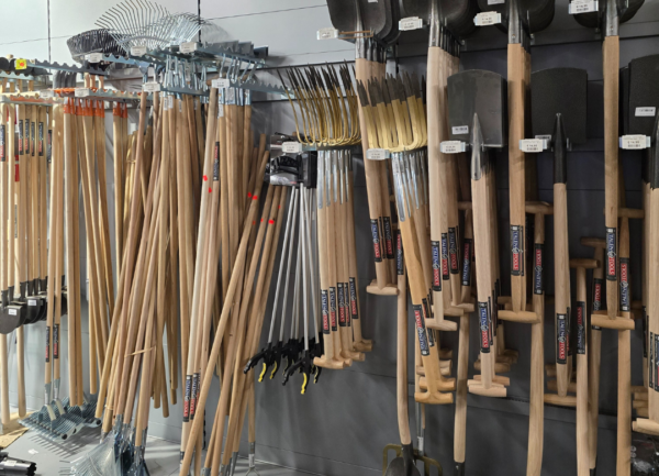 Ontdek de Betoverende Wereld van Bloemen en Planten in Onze Tuinwinkel