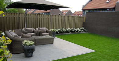 Geniet het hele jaar door van een groene oase met kunstgras voor in de tuin