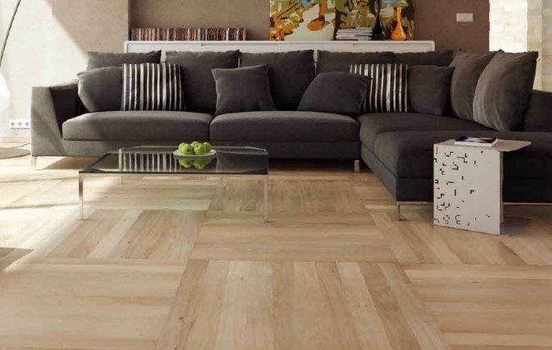 Ontdek de Tijdloze Elegantie van een Visgraat Parketvloer voor Jouw Interieur